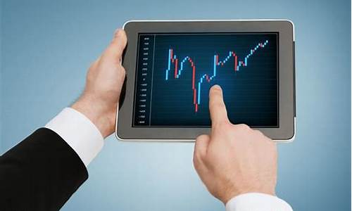 10万炒股一年最少挣多少钱(十万块钱炒股一年能赚多少钱)_https://www.heiljjianzu.com_科创板_第1张